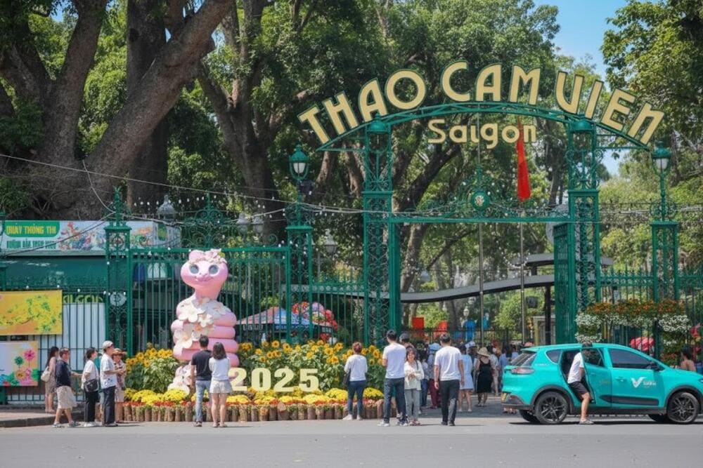 Kh&ocirc;ng gian xanh c&ugrave;ng đa dạng lo&agrave;i động thực vật tại Thảo Cầm Vi&ecirc;n.